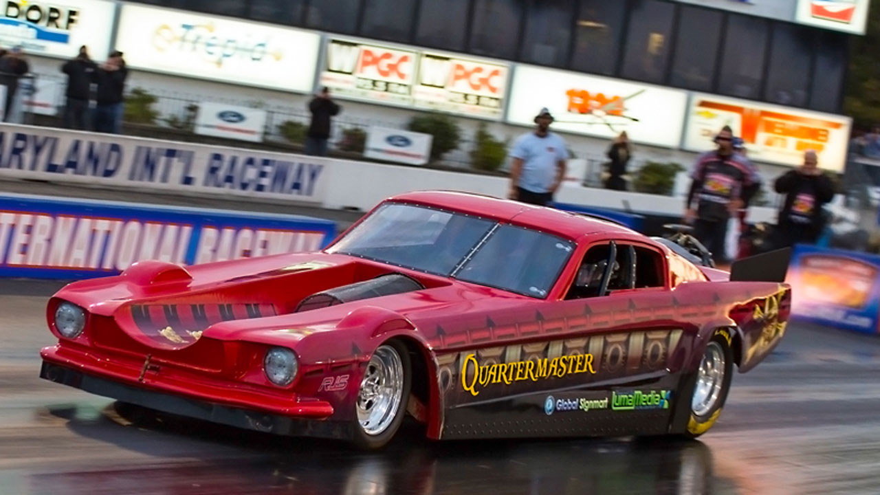 Viny wrap on a jet funny car