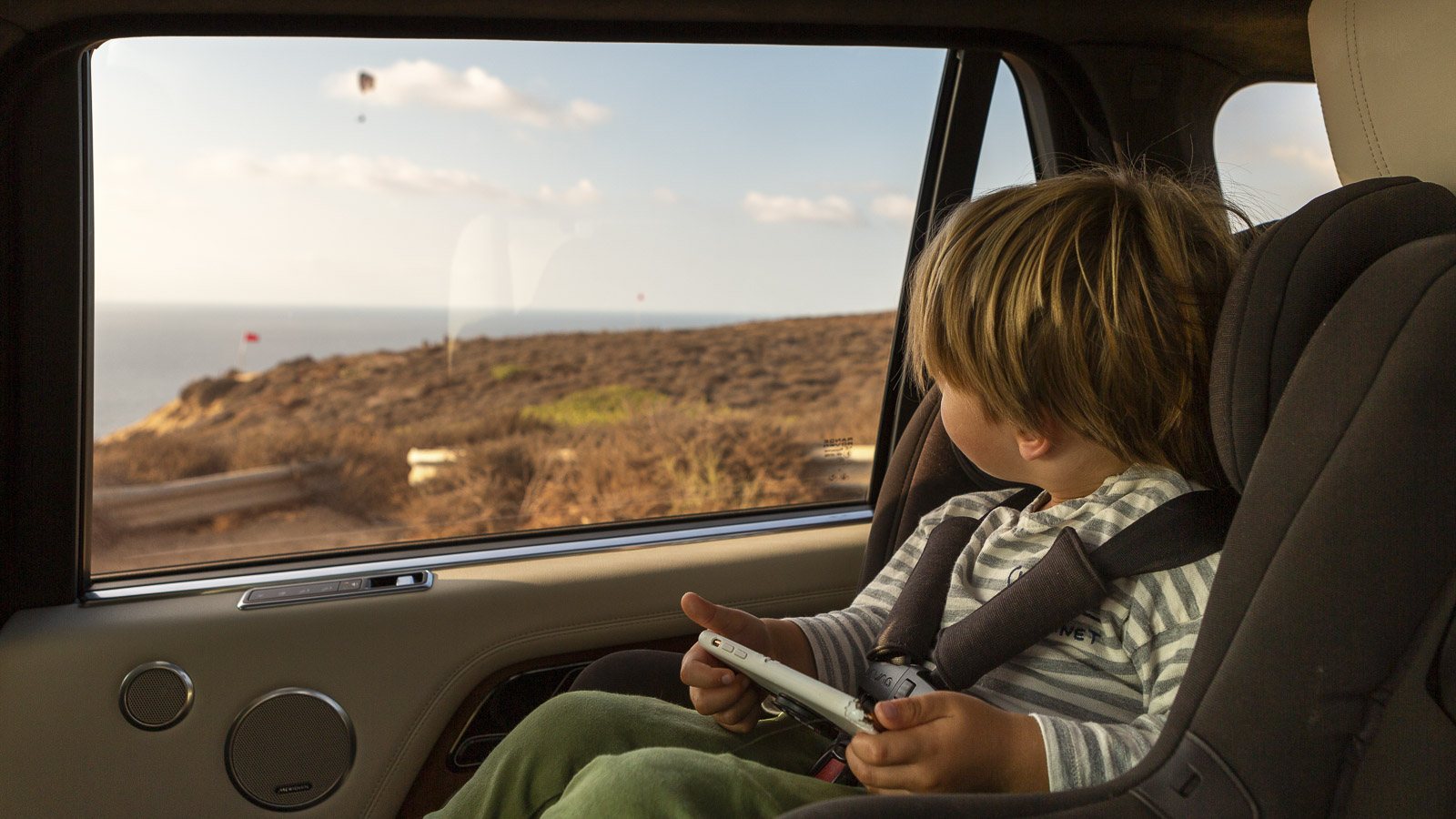 Kavaca Carbon Color Stable Window Tint in Car Protection